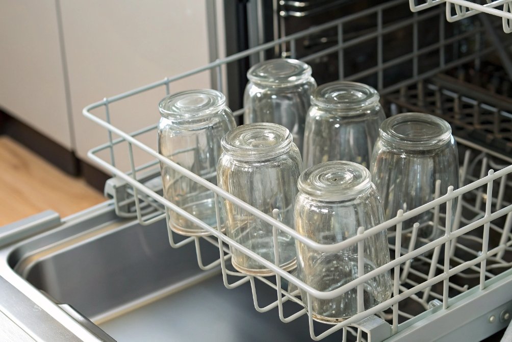 Glass jars in dishwasher for cleaning